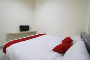Reddoorz Plus Near Mall Ciputra Jakarta Room photo